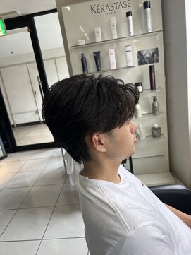 アイズ 海老名(AIZU) チャウヌヘア　センターパート　ガイルヘア