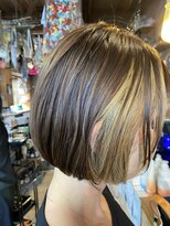 オーバーキャプテンネイキッド(OVER CAPTAIN NAKED)&nbsp;切りっぱなしボブ×フェイスラインアクセントカラー