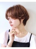 大人くびれショートヘア