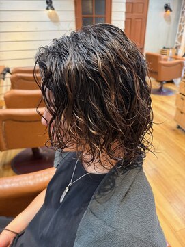 ロゴス 天王台北口店(LOGOS) MEN’S HAIR/サーフカール/刈り上げセンターパート/天王台/取手