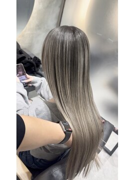 ヌル いわき(neul) neul/いわき/ダブルカラー/バレイヤージュ/ハイトーン/エクステ