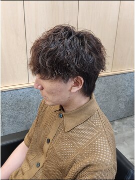 ニアウ 伊勢崎連取店(Niau) マッシュウルフ波巻きスパイラルパーマシャドウパーマ