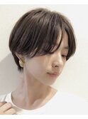 美容専門誌の選ぶショートヘアNo1 小顔センターパートショート　