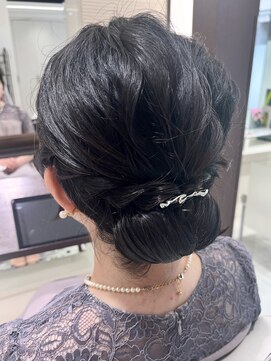 エムタニグチミュー(MTANIGUCHI Mieux) シニヨン/アップスタイル/ヘアセット/結婚式ヘア