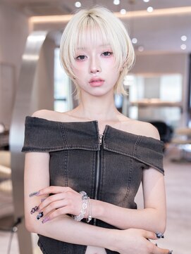 ハバナ 天神(HAVANA) 20代30代切りっぱなし顔周りレイヤーボブ/髪質改善/外ハネ