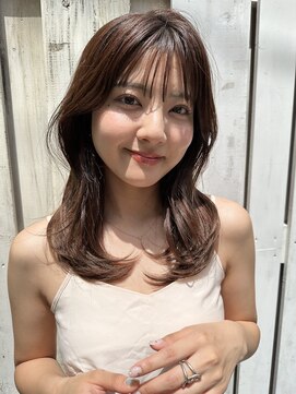 ベル 銀座5丁目店(Belle) くびれレイヤーミディアム×シースルーバング