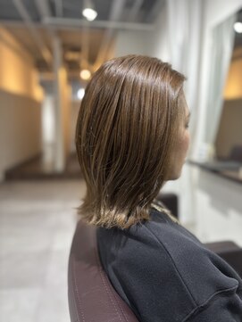 KIBUN/クビレ/明るい白髪染め