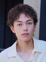 テン 心斎橋(tenn.)&nbsp;アクティブショートフェザーパーマルーズショートセンターパート