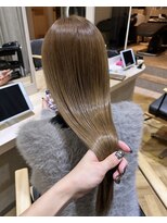 ジーナ 吉塚(Zina) ブリーチなし ミルクティーベージュ【福田れん】吉塚美容室 箱崎