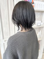キャアリー(Caary)&nbsp;福山市Caaryレイヤーミディアムスタイル暗髪20代30代40代50代