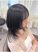 レイヤーカット ウルフカット 顔周りレイヤー