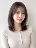 ミディアムレイヤー×暖色ブラウン
