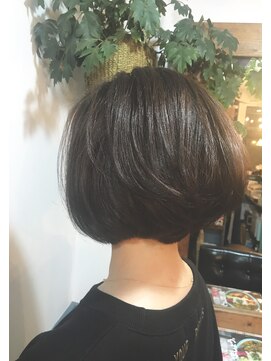 ボスコ 下北沢店(bosco) 大人ボブボブ［Sakai Yukari］