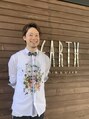 アース 浦添店(HAIR & MAKE EARTH)　 比屋根 和樹