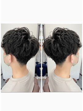 サロン クィ ベルジョーネ(SALON QUI BELLGIONE) 王道マッシュ×刈上げ