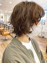 ノラキチジョウジ(NORA KICHIJOJI)&nbsp;ウルフパーマ耳かけショートレイヤーカットショートパーマ30代