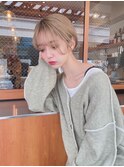 大人かわいい小顔前下がり丸みショートボブ