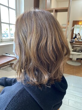 トップヘアー 大元店(TOP HAIR) ミディアムレイヤー