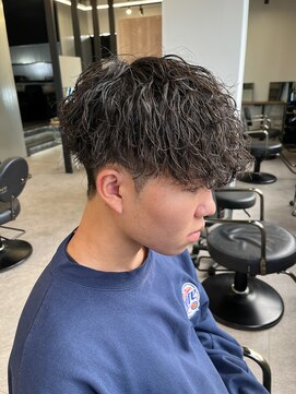 エルマーク 梅田中津(L-MARK) 波巻きパーマスパイラルパーマツイストスパイラルパーマメンズ