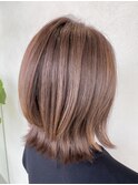 くびれミディアム/ミルクティーアッシュ/30代40代50代