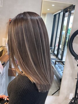 リエンスクレア(RIENS xrea) 【xrea】グレージュハイライト×山本優舞