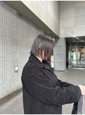 切りっぱなしボブ×グレージュ