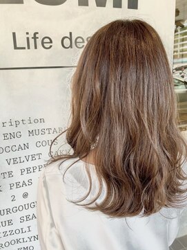 ファブ バイ ルミ(Fab by Lumi) 透明感カラー/韓国風ウェーブスタイル