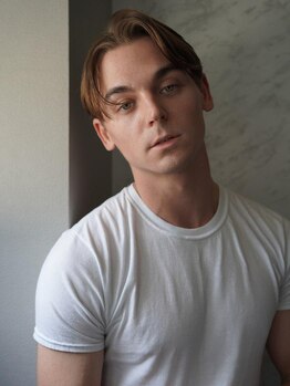 ザマンリバレッジニューヨーク(THE MAN LeverageNewYork)の写真/カットとの組み合わせメニューあり◇炭酸スパで頭皮の気になる悩みをリセット＊清潔感×洗練されたStyleに