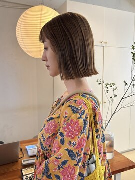 ライン(LINE) beige×bob