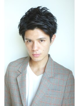 クロスオーバー(Cross Over) 大人の色気漂う黒髪スタイル