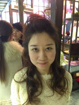 フェリシータ 緑地公園店(felicita) ラブ&グラマラス♪フレンチガーリー★ルーズアップ