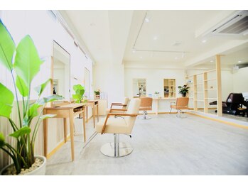 VISAGE【ヴィサージュ】