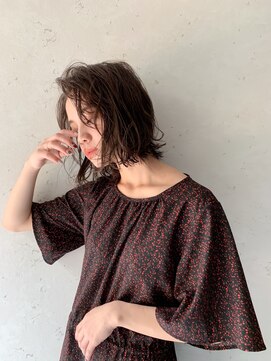 イコ(iko) 結べるボブ。パーマ。伸ばしかけ。＃センシュアルショート