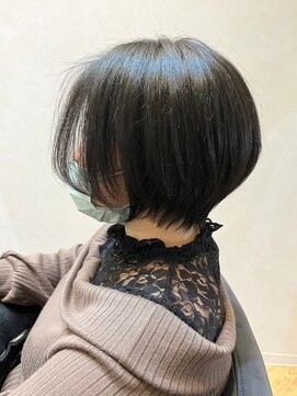 ネウィ 大分中央町店(newi) 【MIKOTO】前下がりショート♪