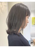 ミルキーベージュ　グレージュカラー　結べるボブ