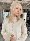 ウルフカット×ホワイトベージュ