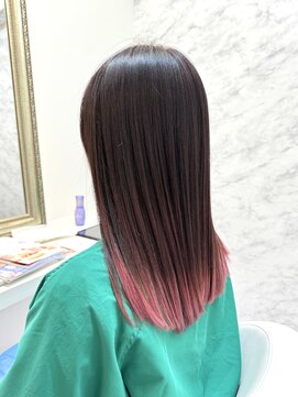 メロウ モカグラデーション毛先ピンクカラー