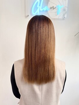 グランツ(GLANZ) GLANZ_ハイライトカラー/くびれヘア/縮毛矯正/