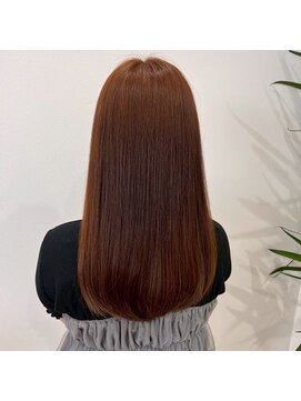 ふんわり質感のやわらかストレート