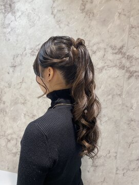 ポニーテール/ゆるふわヘア/お呼ばれヘア
