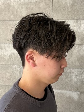 ニアウ 伊勢崎連取店(Niau) [MEN’S HAIR/波巻ツイストスパイラル/フェザーパーマ/伊勢崎]
