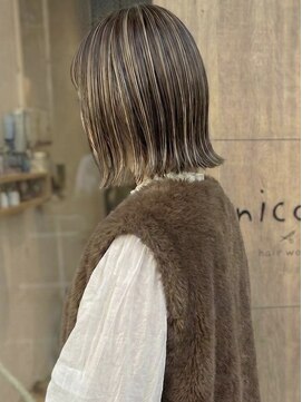 ニコリヘアワークス(nicori hair works) 外ハネ×ハイライト×ベージュ1