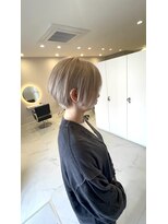 レアナ(LEA'NA) ミルクティーベージュ/ショートカット/ベージュ/ケアブリーチ