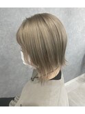 ハイトーンミルクティーベージュ