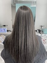 リーホリエ(Lee Horie)&nbsp;【高木】オリーブカラーにホワイトブラウンで柔らかさを◎