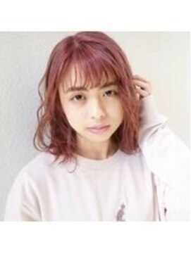 トータルビューティーサロン トップスタイル ミディアムフェミニンボブ