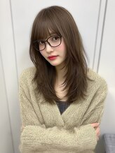 ジルバイジゼル(JILL by GiseL) セミロング 顔周りカット ジグザグレイヤー 透明感 20代30代