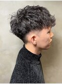 メンズカット 波巻きパーマ ツーブロック 刈り上げ