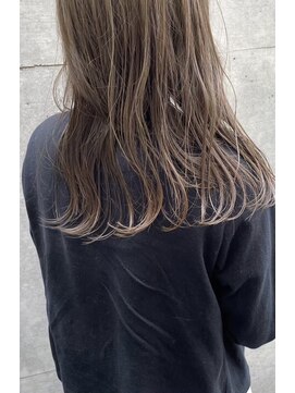 パーミル ルモ クマモト(permille ‰ LUMO Kumamoto) グレージュ×セミロング