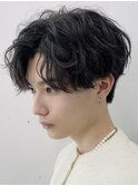 天神大名フェザーショートメンズカットセンターパートウルフ30代
